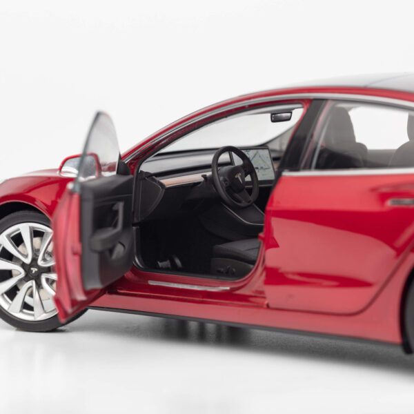 Мини Tesla Model 3