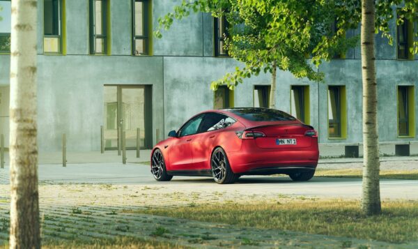 Tesla Model 3 - Difusor traseiro Novitec